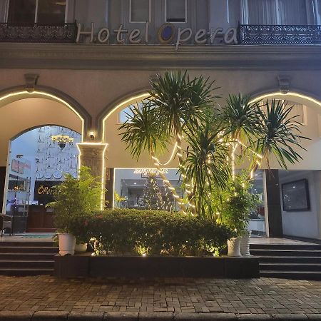 Opera Hotel 호치민 외부 사진