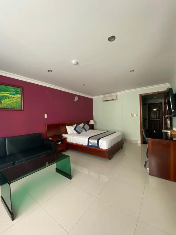 Opera Hotel 호치민 외부 사진