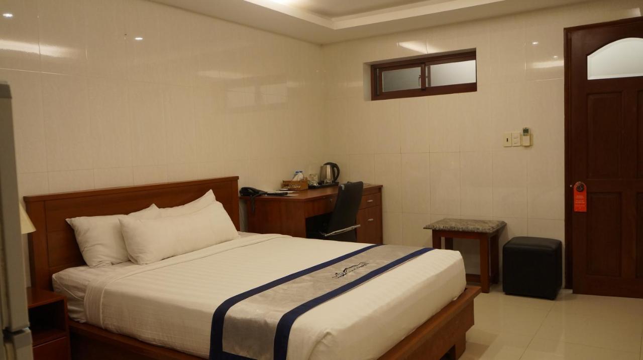 Opera Hotel 호치민 외부 사진