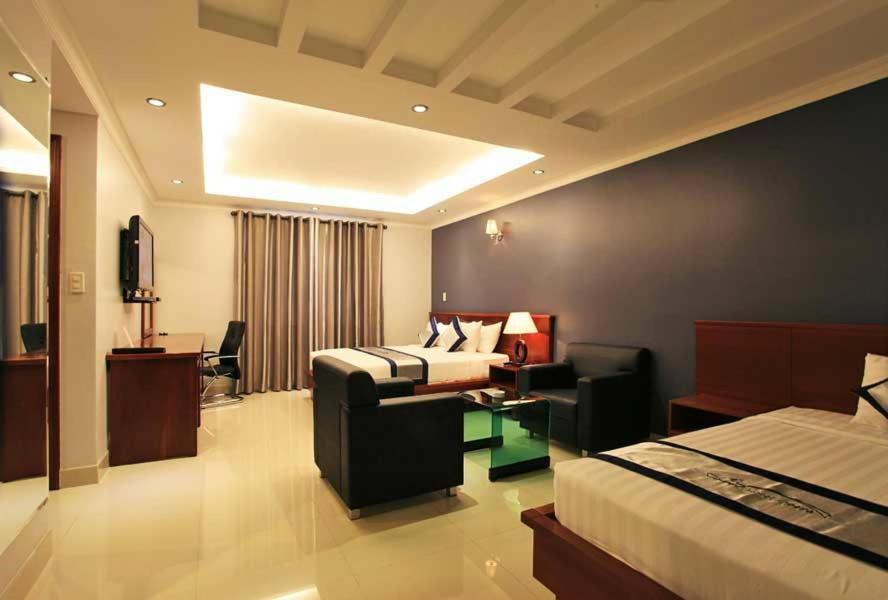Opera Hotel 호치민 외부 사진