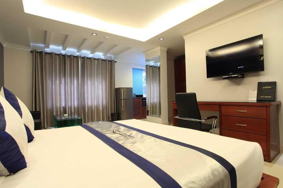 Opera Hotel 호치민 외부 사진