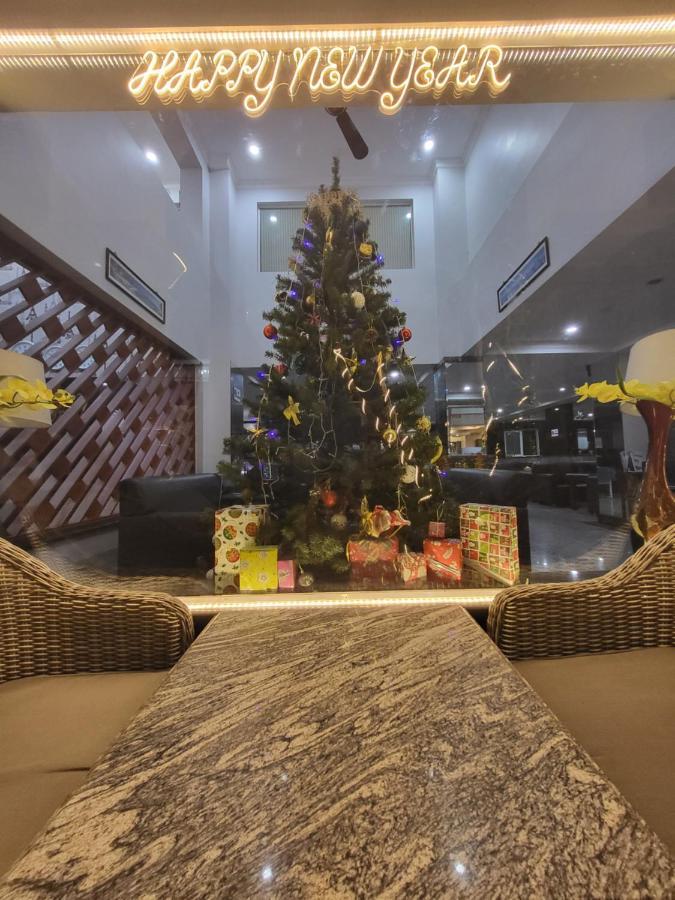 Opera Hotel 호치민 외부 사진